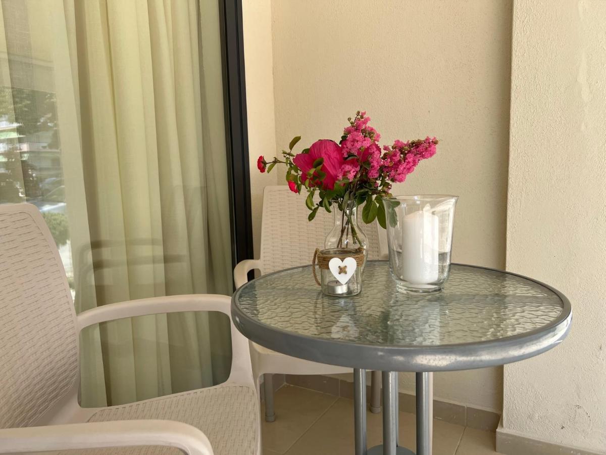Sun'S Suites Asprovalta Esterno foto